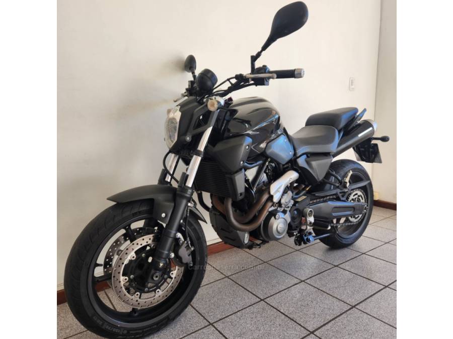YAMAHA - MT - 2008/2008 - Preta - R$ 26.900,00