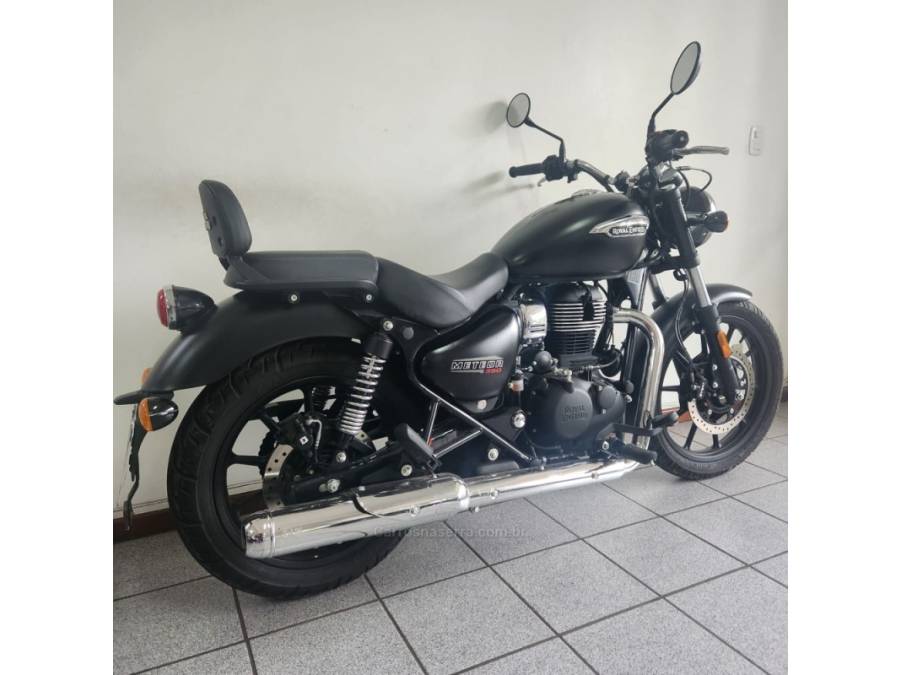 ROYAL ENFIELD - METEOR STELLAR BLACK - 2021/2022 - Preta - R$ 20.900,00