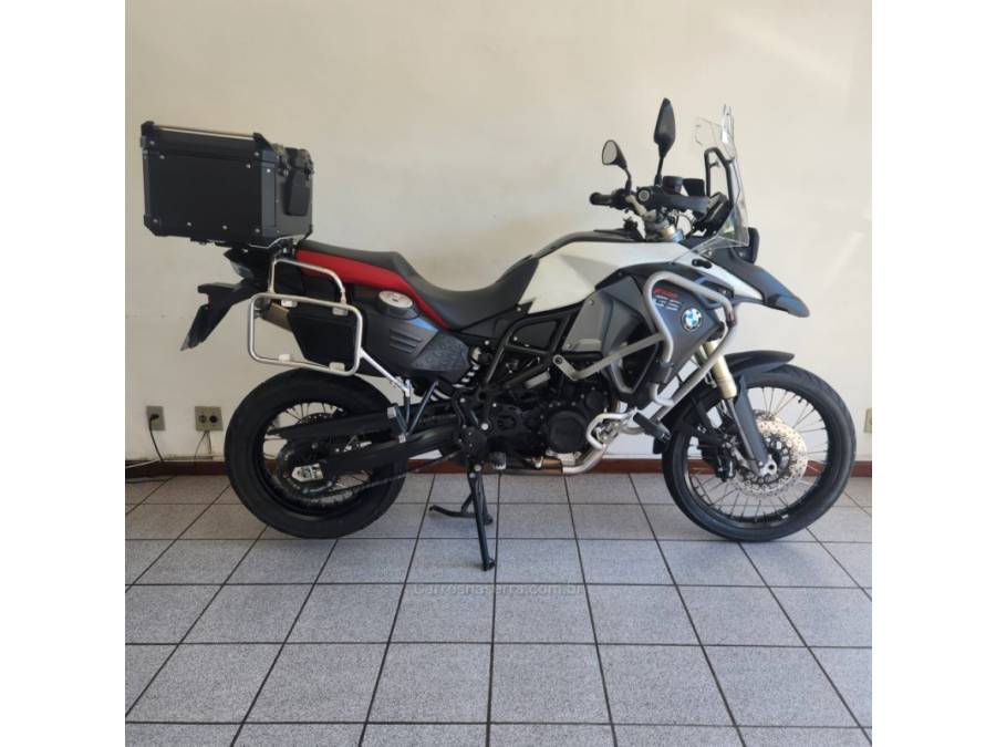BMW - F 800 - 2015/2016 - Branca - R$ 49.990,00