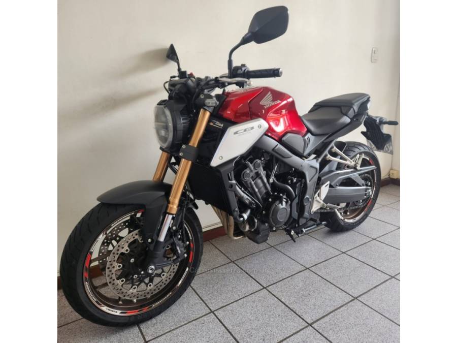 HONDA - CB 650R - 2020/2020 - Vermelha - R$ 49.900,00