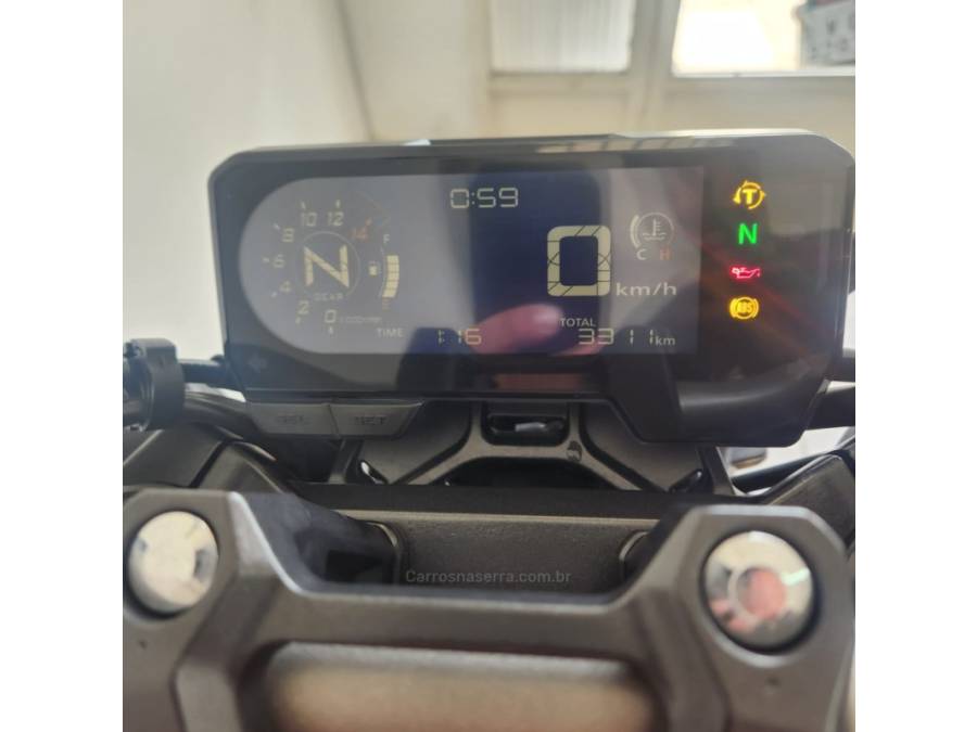 HONDA - CB 650R - 2020/2020 - Vermelha - R$ 49.900,00