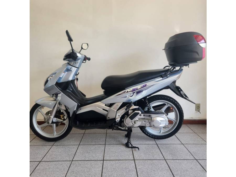 YAMAHA - NEO AT 115 - 2011/2011 - Prata - R$ 8.500,00