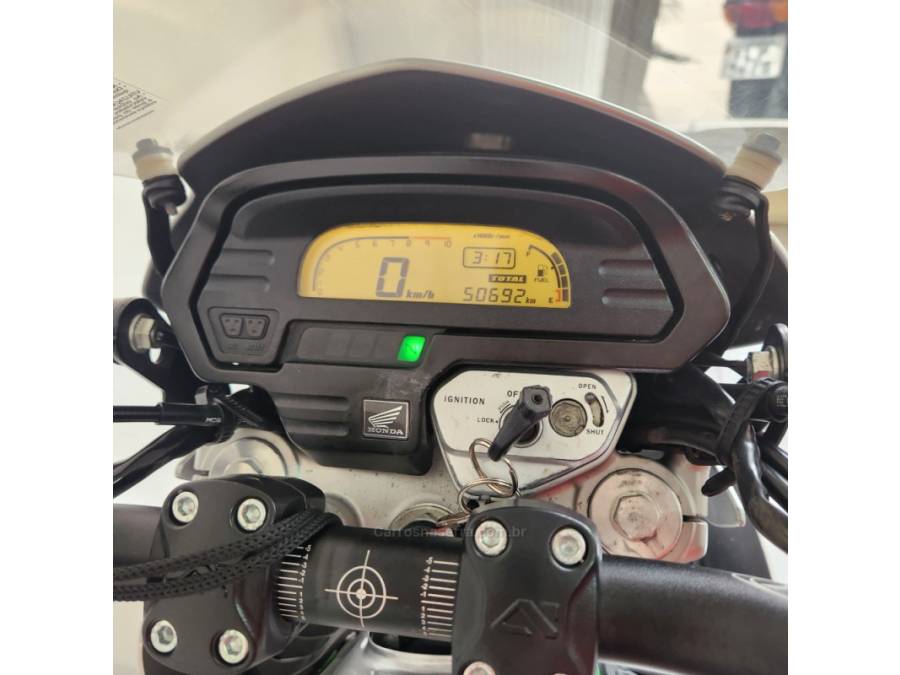 HONDA - NX 400I FALCON - 2012/2013 - Prata - R$ 21.900,00