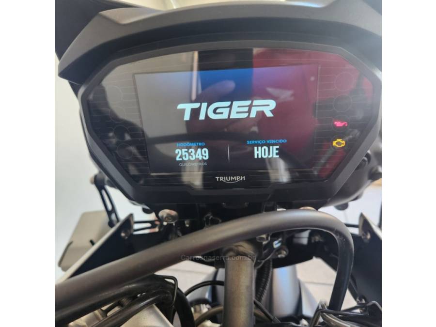 TRIUMPH - TIGER 800 XR - 2019/2020 - Preta - R$ 51.000,00