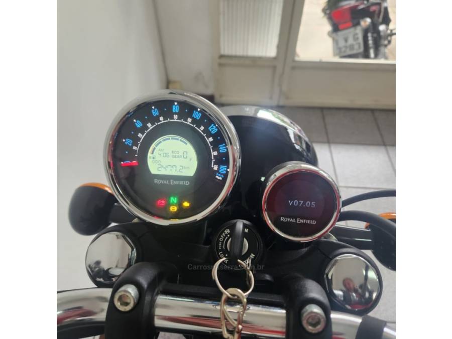 ROYAL ENFIELD - METEOR STELLAR BLACK - 2021/2022 - Preta - R$ 20.900,00