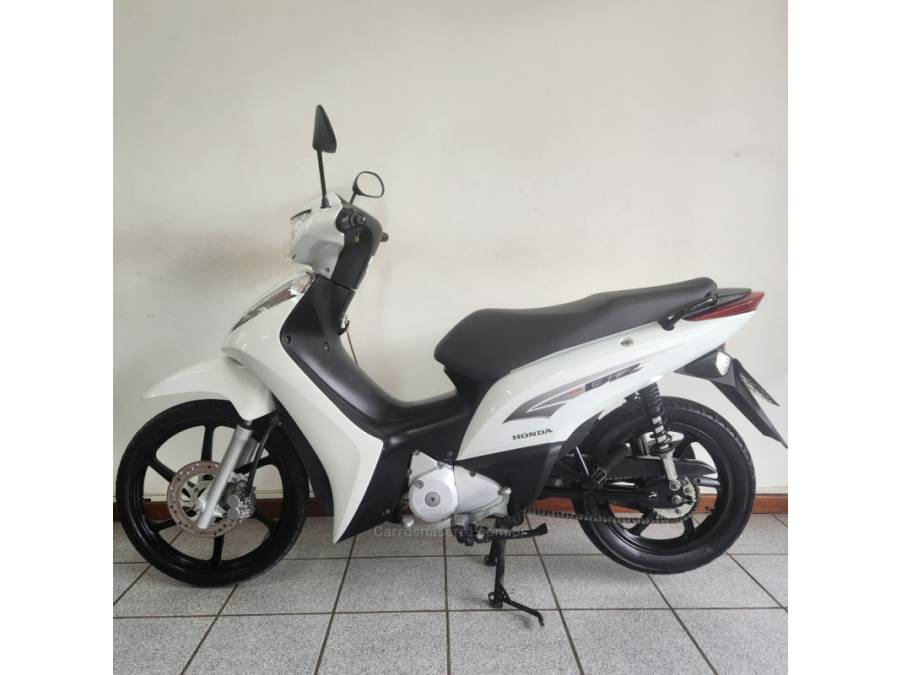 HONDA - BIZ 125 - 2013/2013 - Branca - R$ 12.900,00