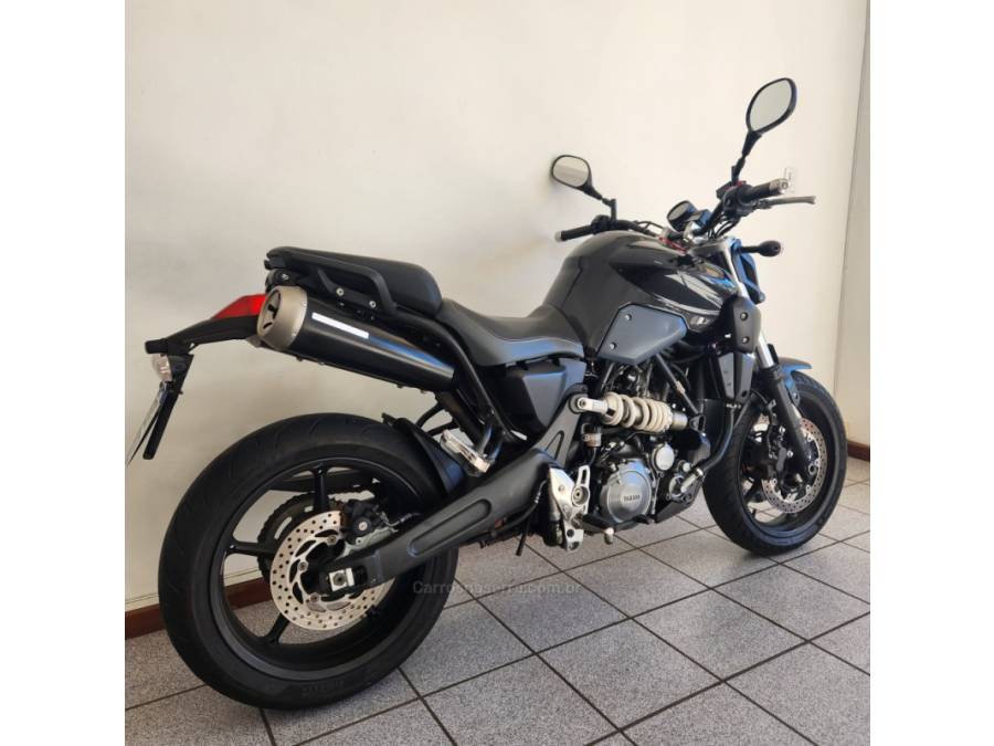 YAMAHA - MT - 2008/2008 - Preta - R$ 26.900,00