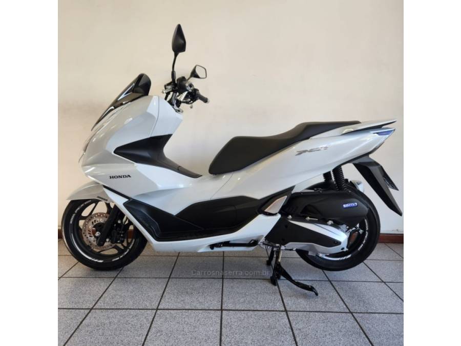 HONDA - PCX - 2024/2025 - Branca - R$ 21.500,00