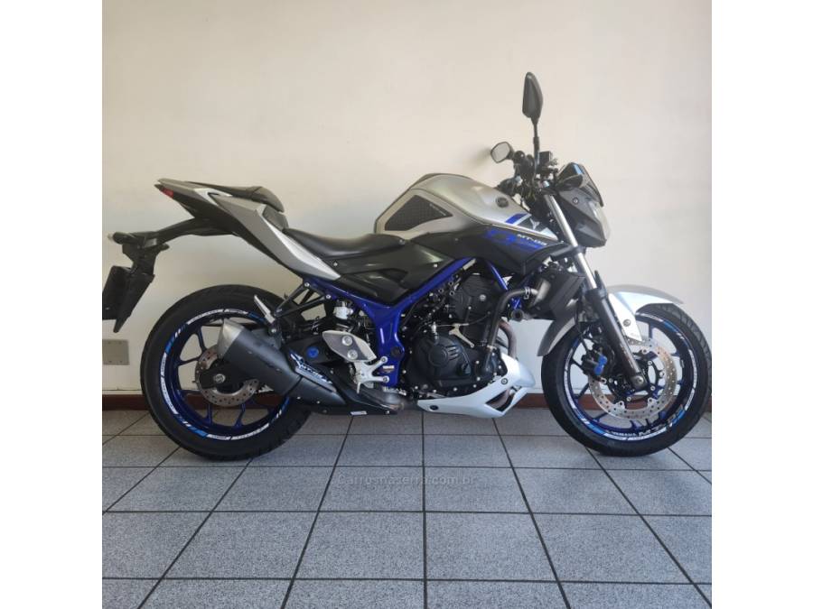 YAMAHA - MT - 2016/2017 - Prata - R$ 22.000,00
