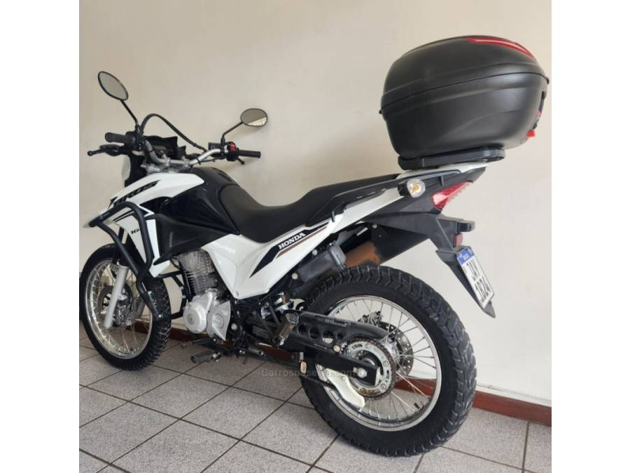 HONDA - NXR 160 - 2021/2022 - Branca - R$ 20.900,00