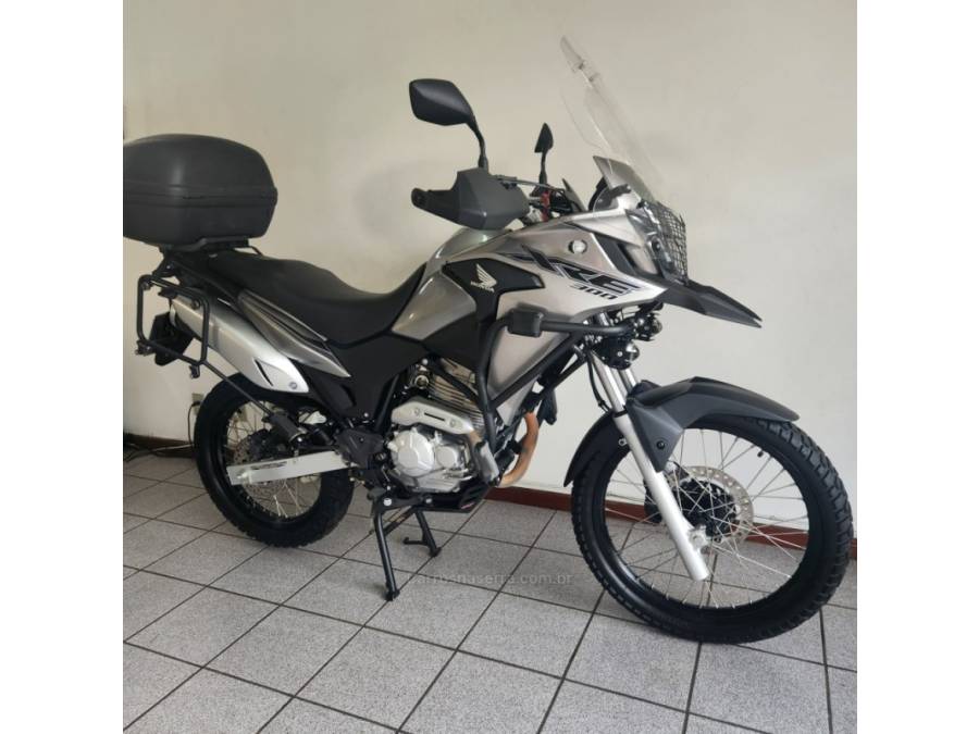 HONDA - XRE 300 - 2019/2019 - Prata - R$ 28.800,00